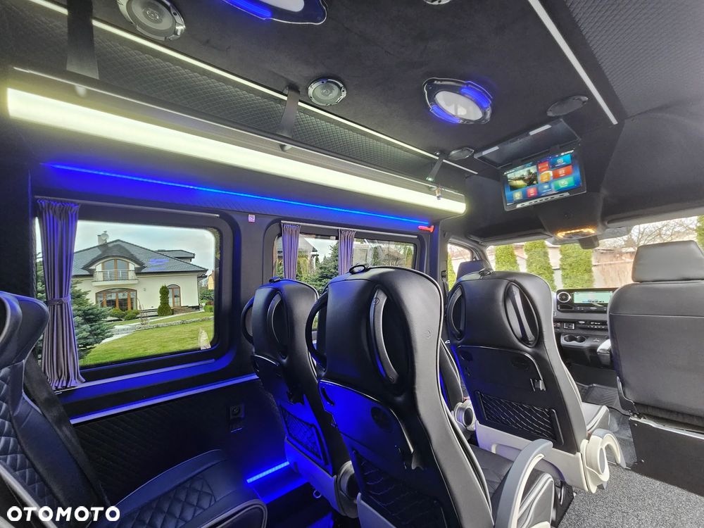 Mercedes-Benz Sprinter Long BASE 9G-Tronic 907.235 - 13