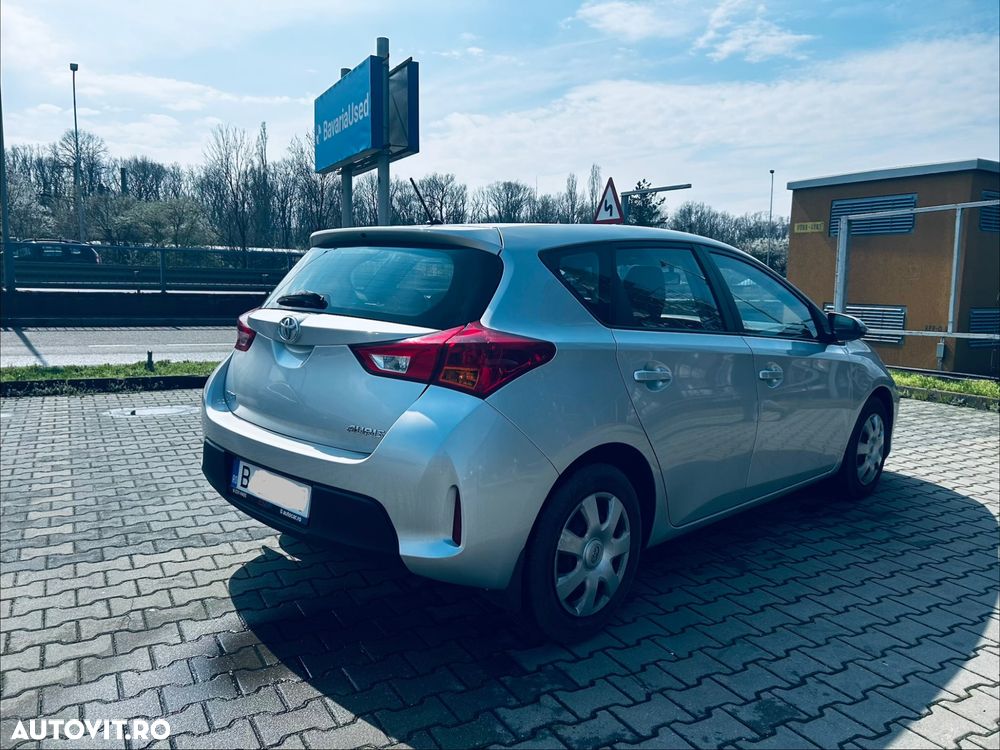 Toyota Auris 1.33 Dual VVT-i Terra - 4