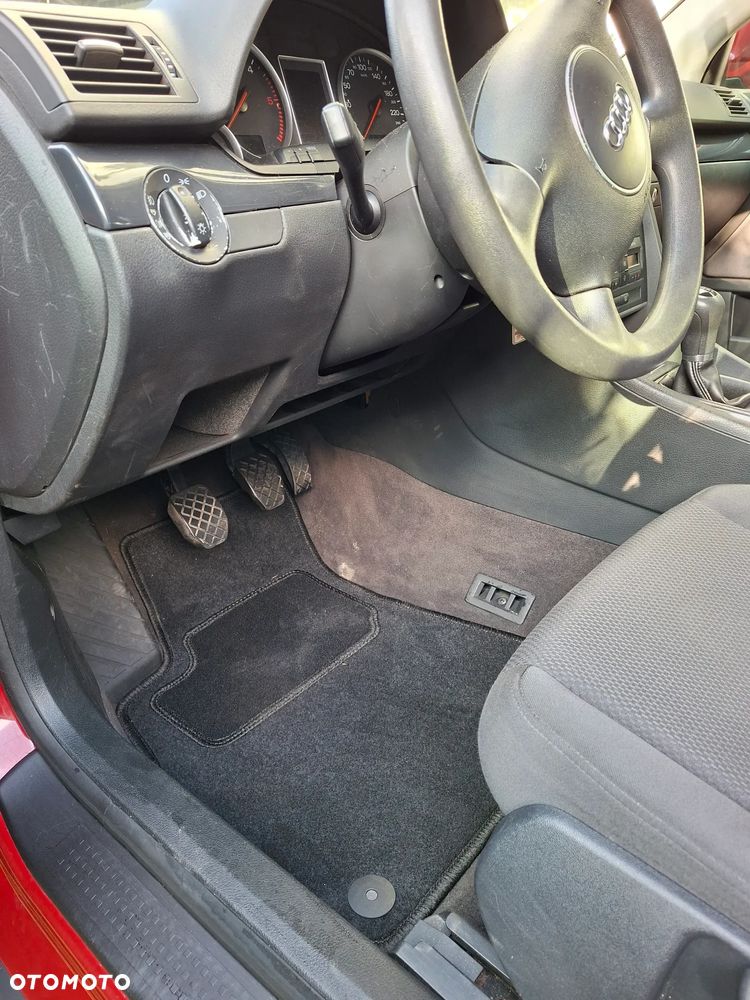 Audi A4 Avant 2.5 TDI - 11