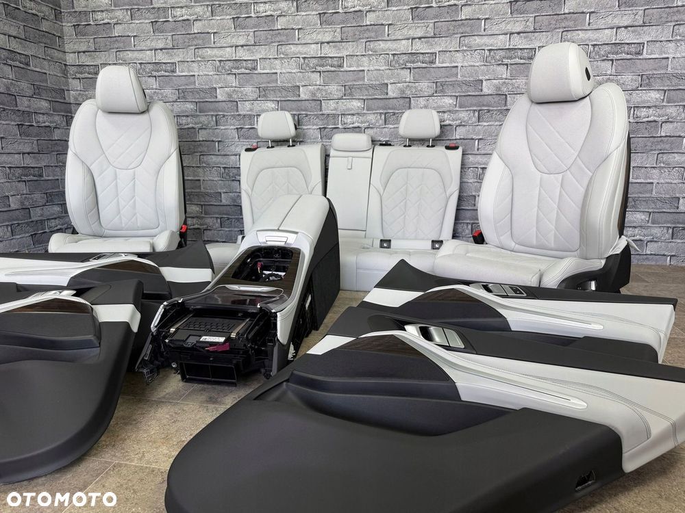 BMW X5 G05 WNĘTRZE FOTELE KANAPA BOCZKI M-PAKIET SKÓRA PODGRZEWANE SILVER - 8