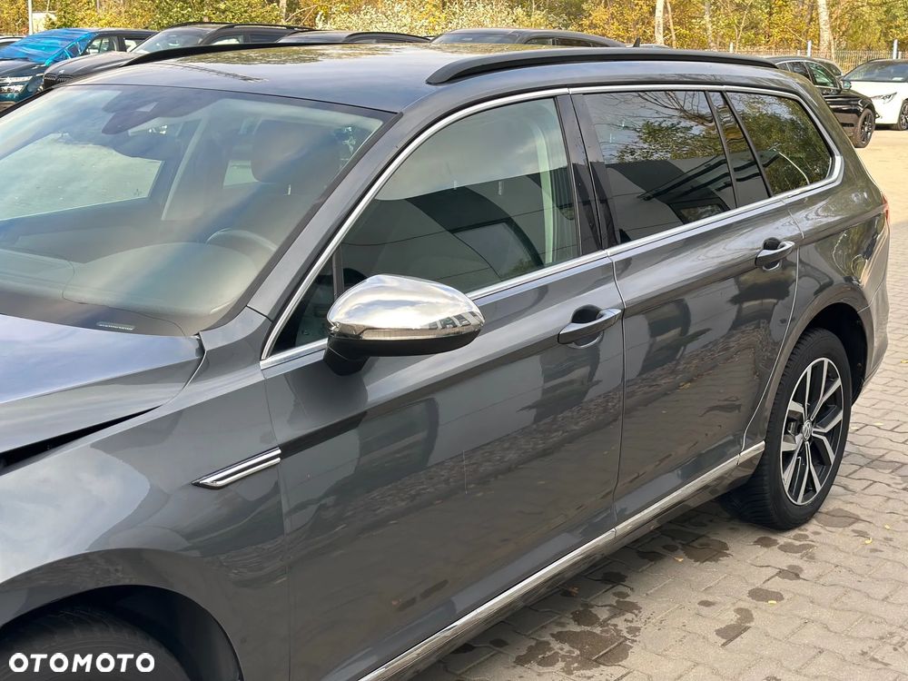 Volkswagen Passat - 5