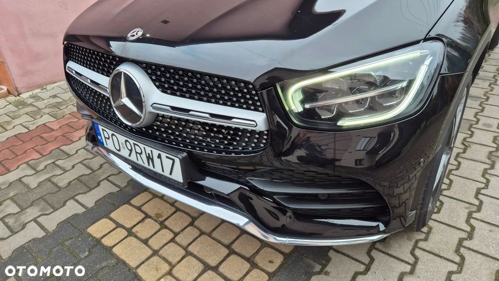 Mercedes-Benz GLC 220 d 4Matic 9G-TRONIC AMG Line Plus - 30