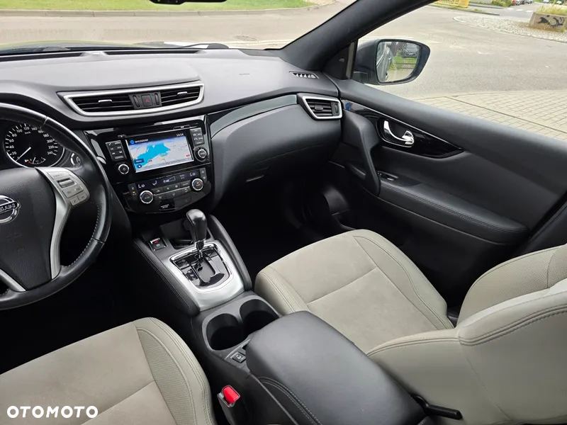 Nissan Qashqai 1.6 DCi Tekna Xtronic EU6 - 27