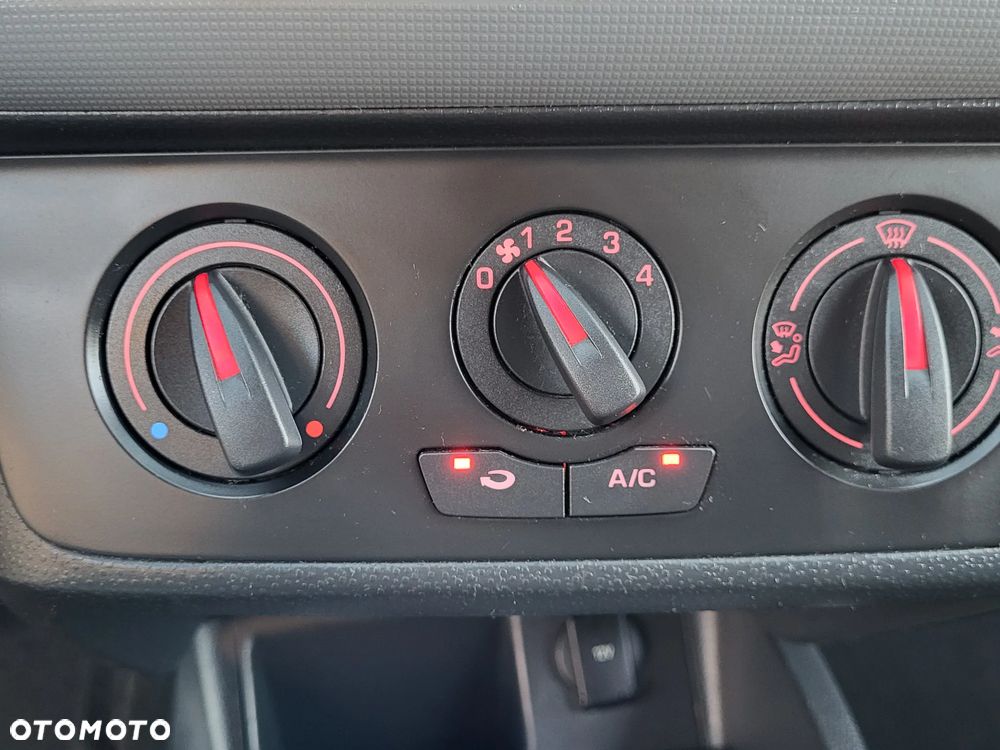 Seat Ibiza 1.2 12V Style - 18