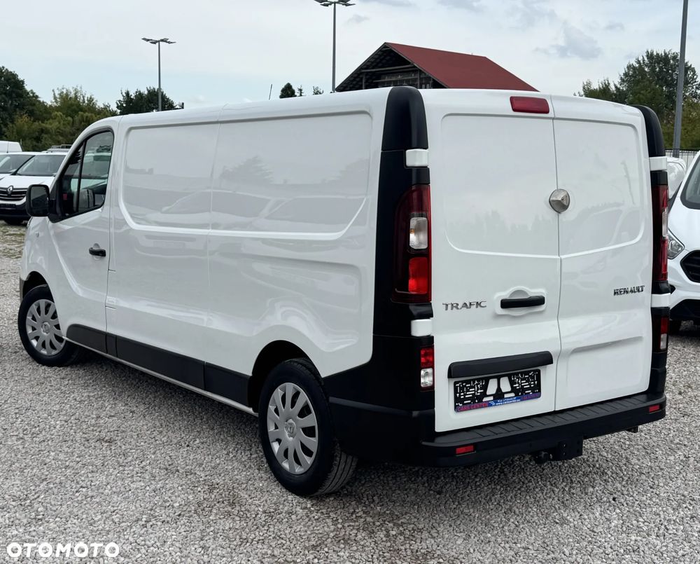 Renault Trafic - 10