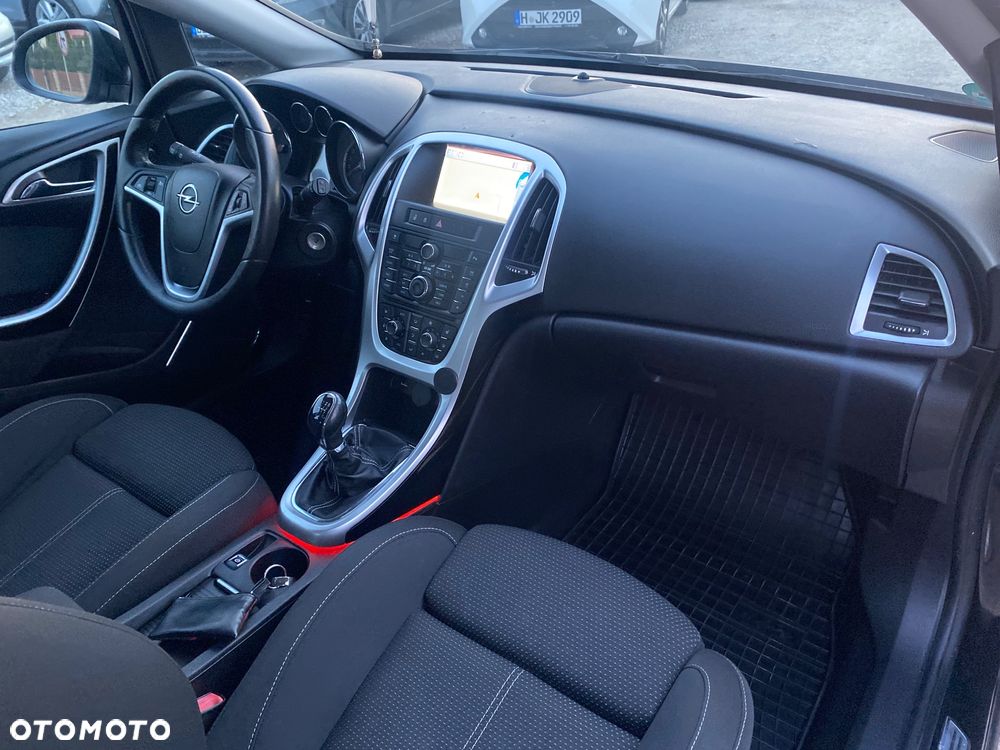 Opel Astra 1.4 Turbo Cosmo - 21