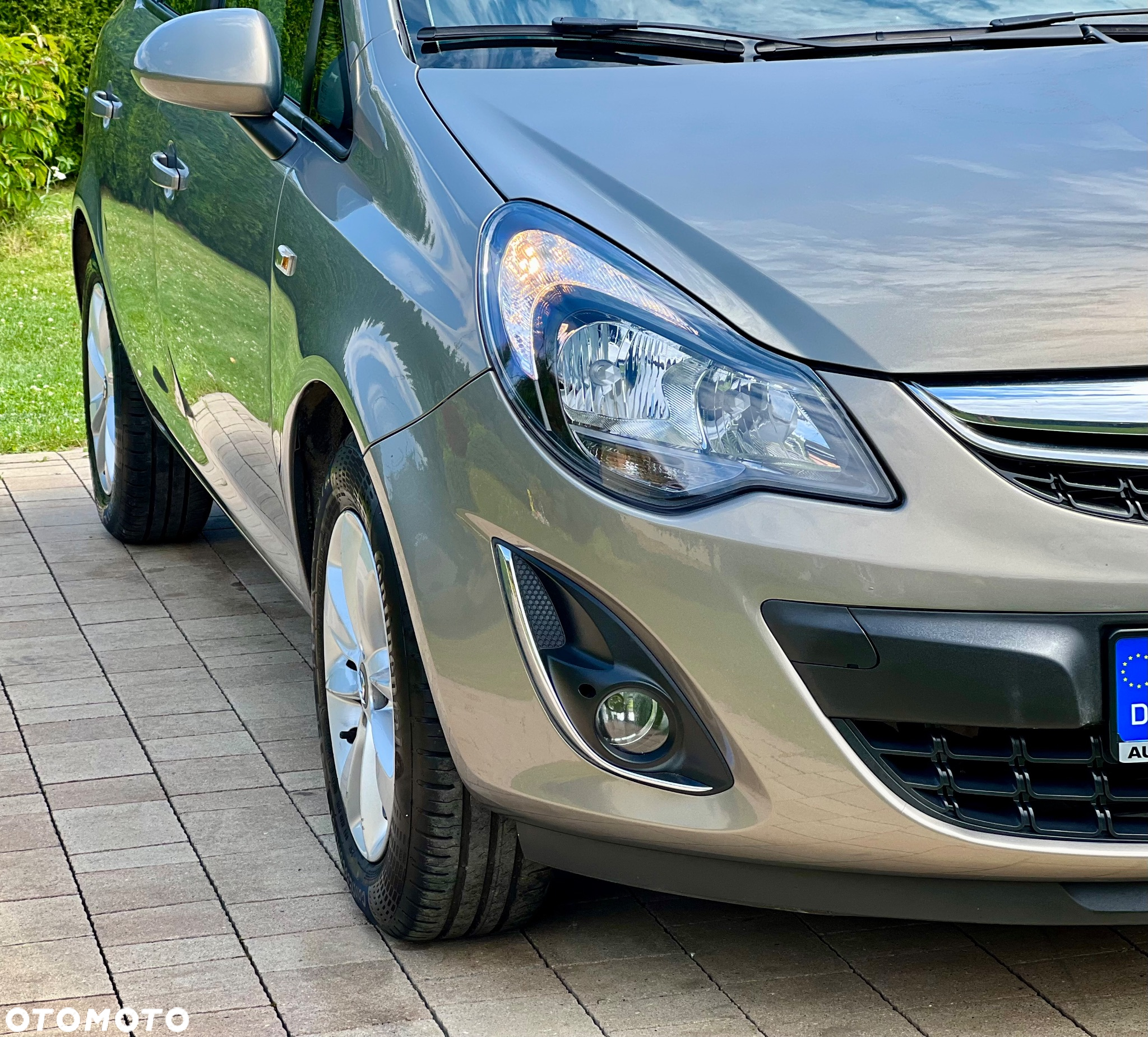 Opel Corsa 1.2 16V Enjoy - 13