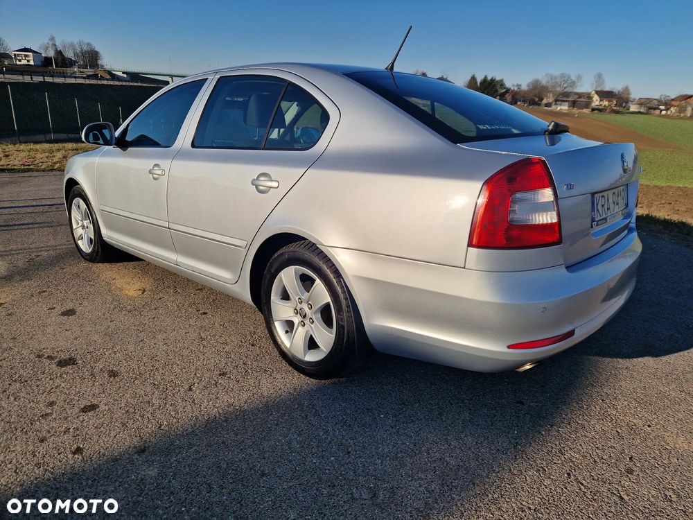 Skoda Octavia 2.0 TDI DPF Elegance - 12