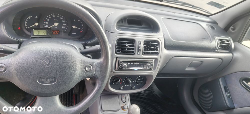 Renault Clio - 5
