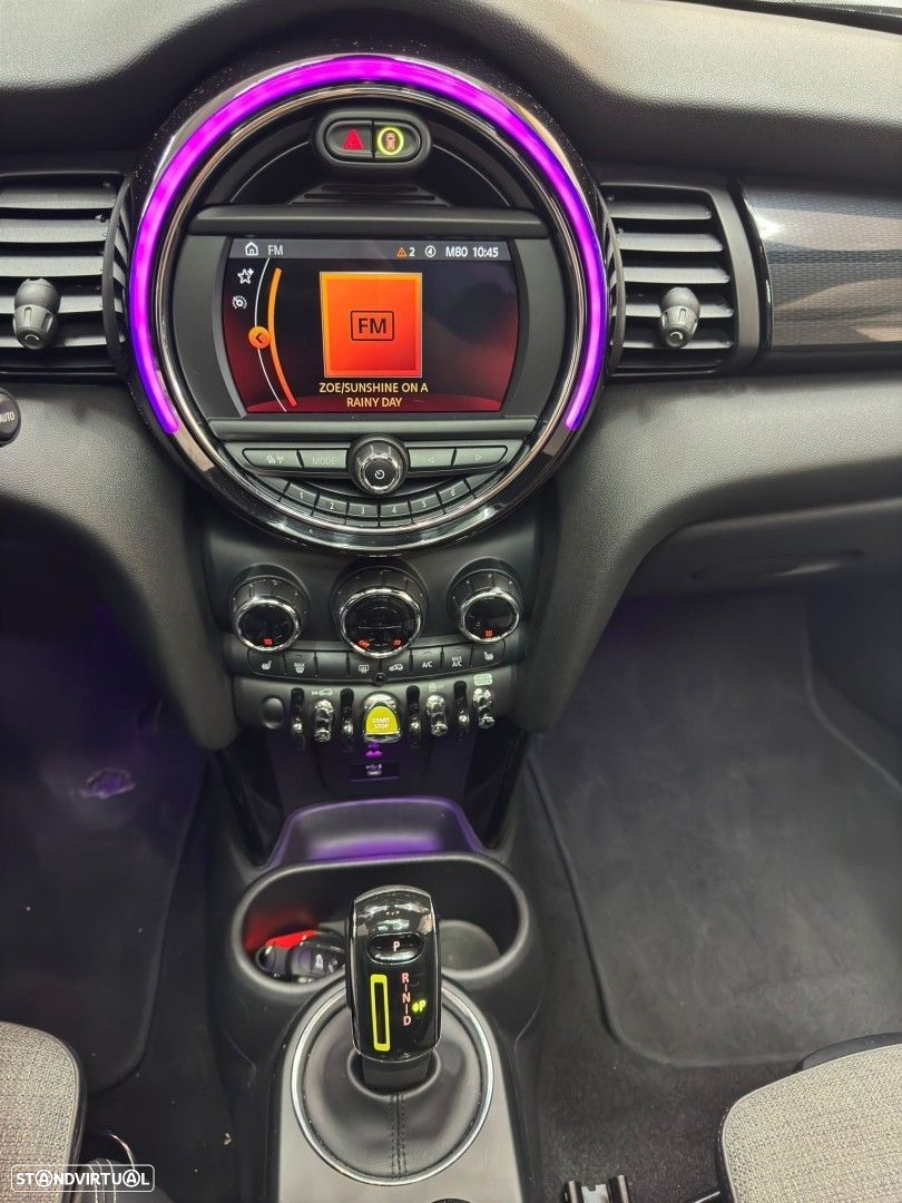 MINI 3 Portas Cooper SE Camden Edition - 16