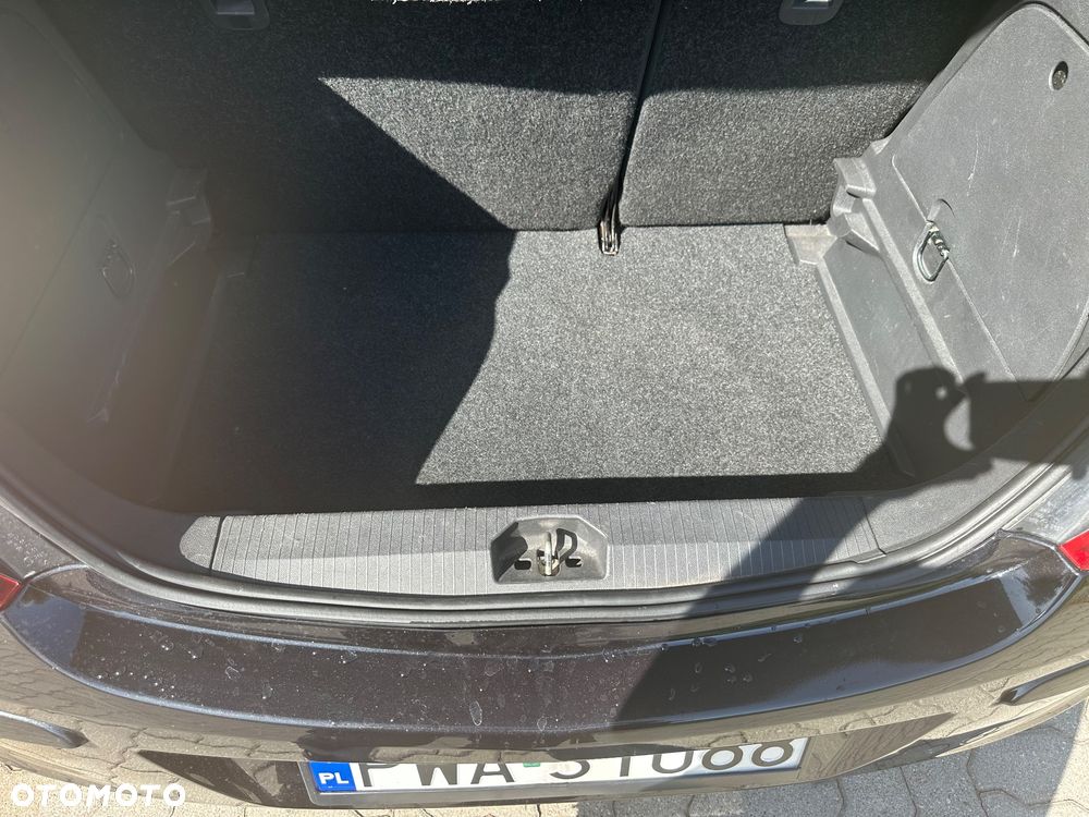 Opel Corsa 1.2 16V Enjoy - 11