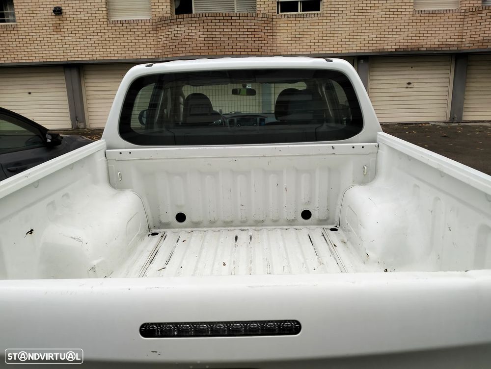 Mitsubishi L200 2.3 DI-D Space Cab Invite Strakar Look 4WD - 20