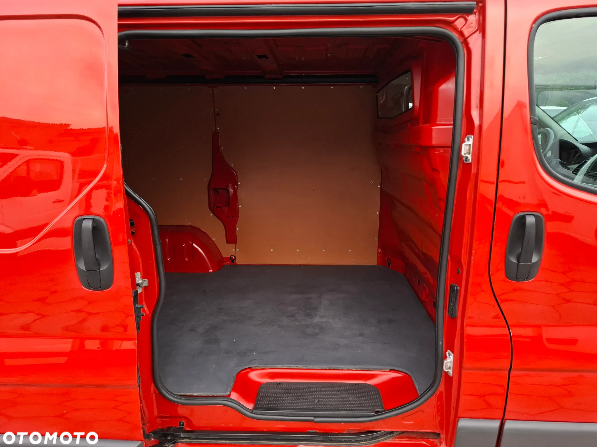 Opel Vivaro 2012 2.0CDTI 115KM 6BIEGÓW KLIMA - 28