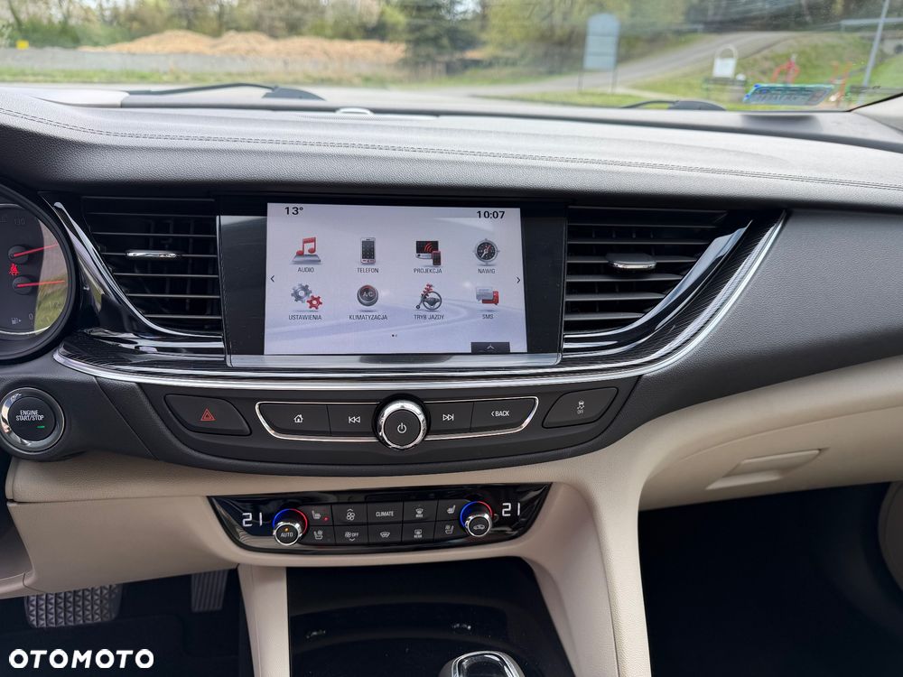 Opel Insignia 2.0 T 4x4 Innovation S&S - 16