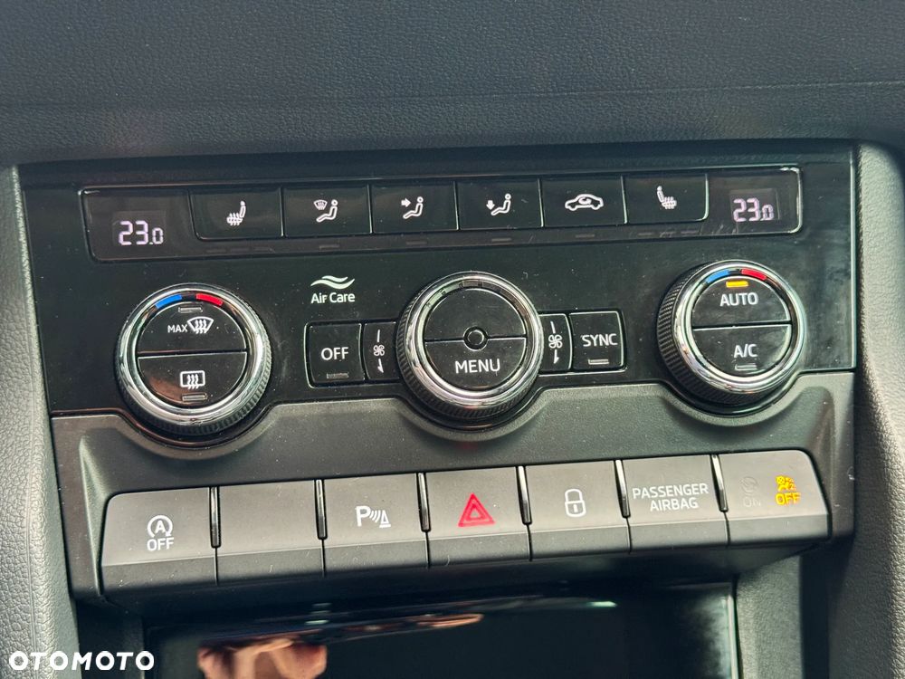 Skoda Karoq 1.6 TDI SCR DSG Style - 19