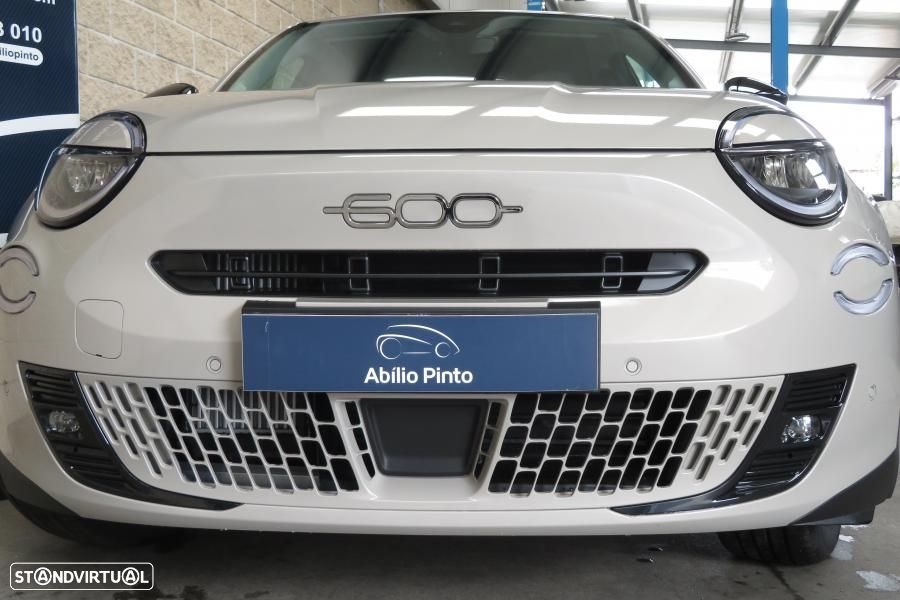 Fiat 600 1.2 Hybrid La Prima - 27