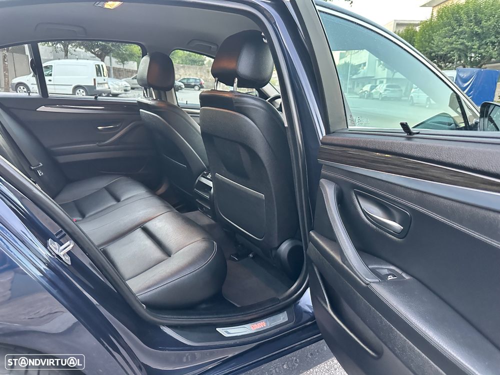 BMW 520 d Line Luxury Auto - 38
