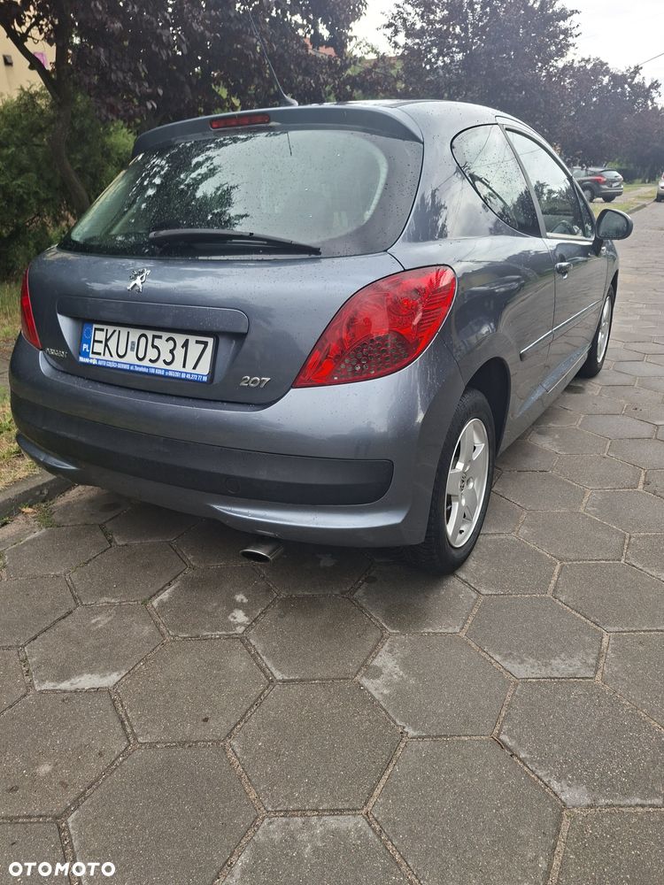 Peugeot 207 - 4