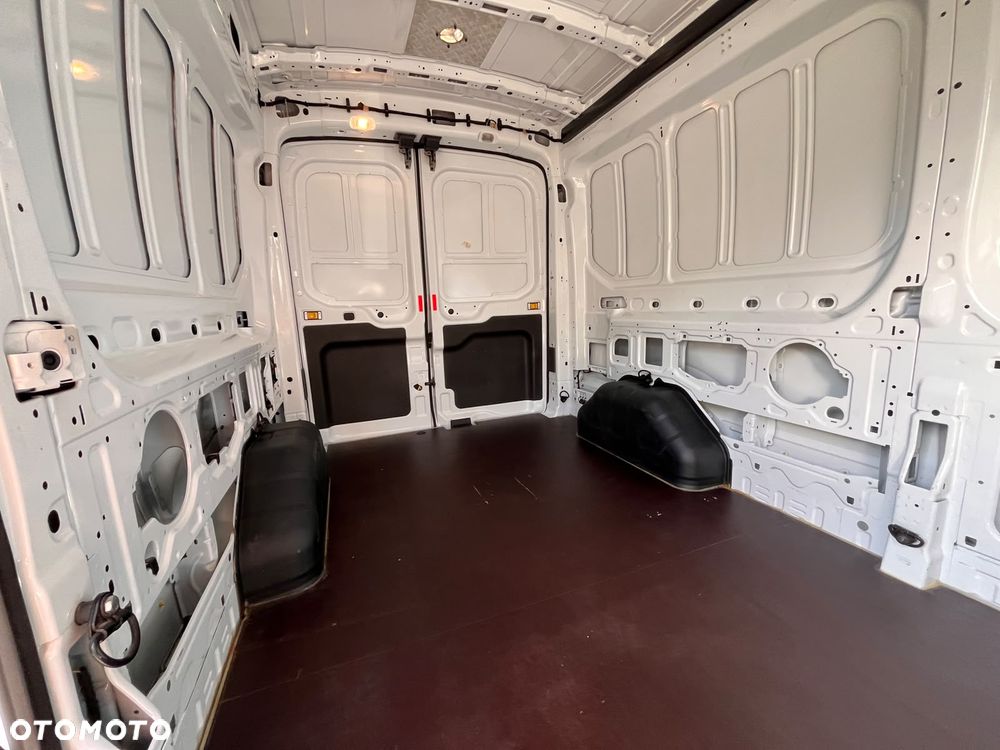 Ford Transit L3H2 2.0 TDCI 185KM, Nowy Model, Klima, Koła 16 cali, Salon Polska, Pierwszy Właściciel, BEZWYPADKOWY- ORYGINALNY LAKIER, FV 23%, Bardzo Zadbany !!! - 17