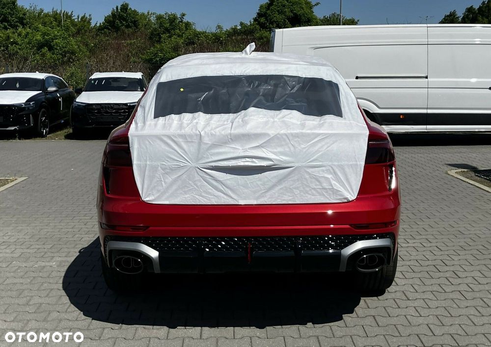 Audi RS Q8 - 5