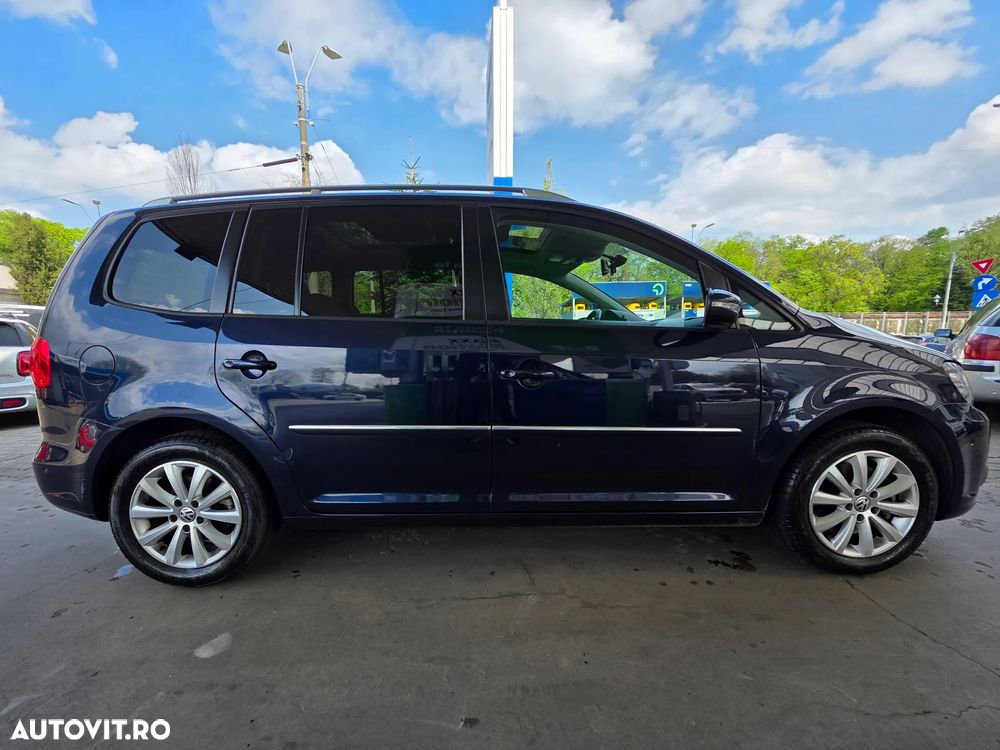 Volkswagen Touran 2.0 TDI Highline DSG - 4
