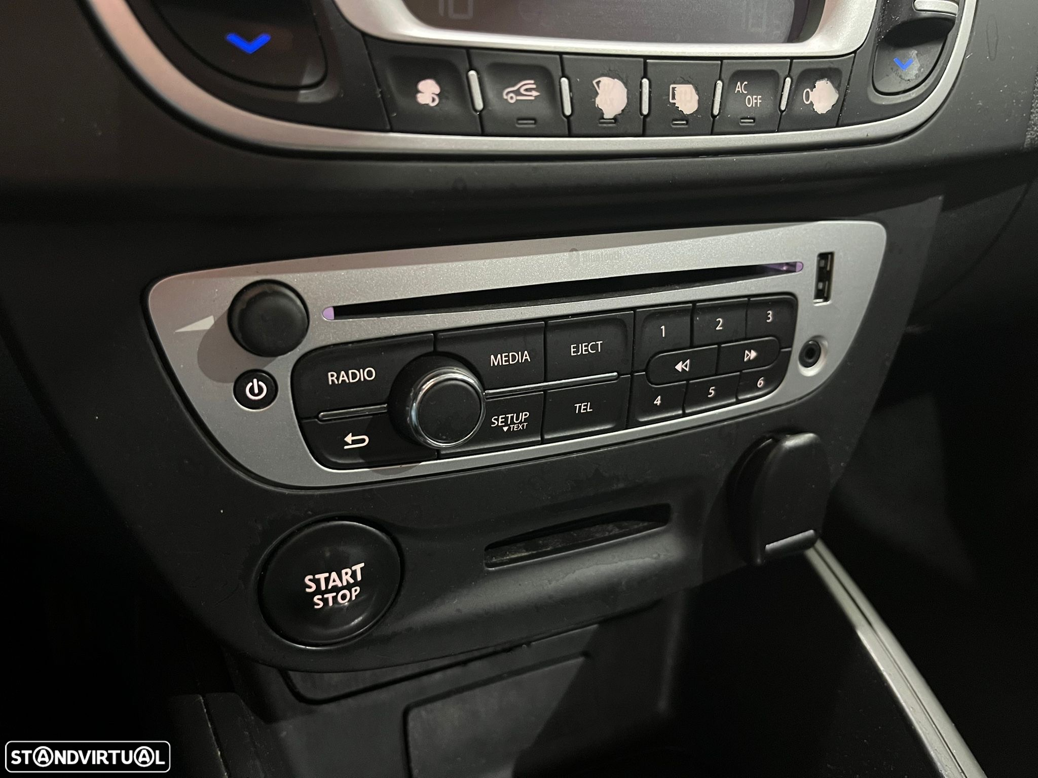 Renault Mégane Sport Tourer 1.5 dCi Limited SS - 17