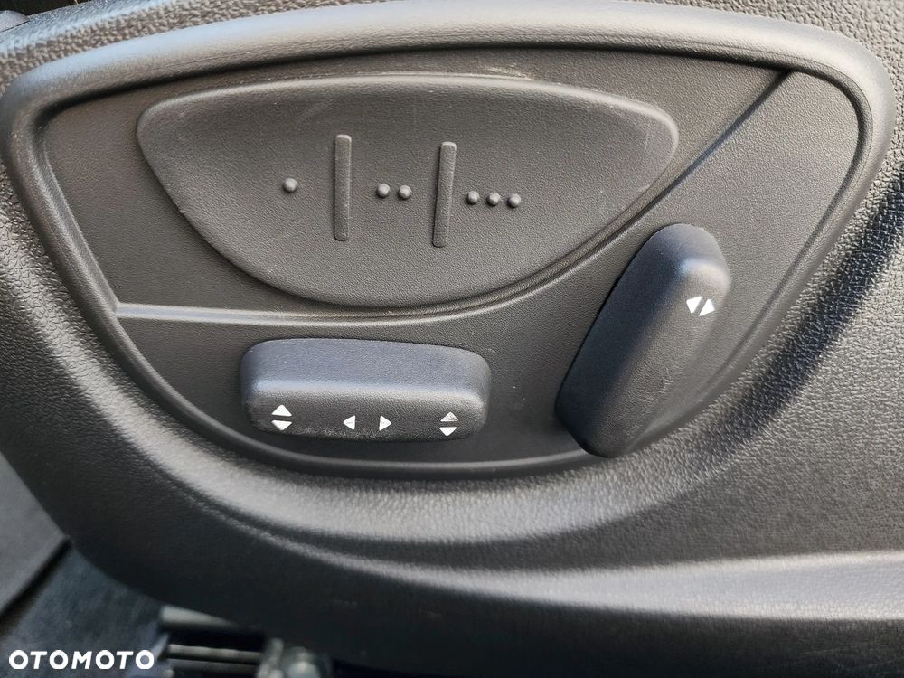 Renault Laguna TCe205 GT - 23