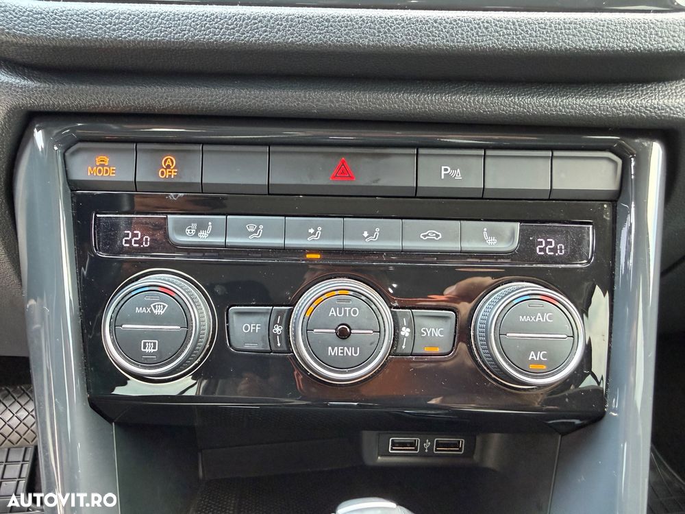 Volkswagen T-Roc 1.5 TSI OPF DSG Life - 26