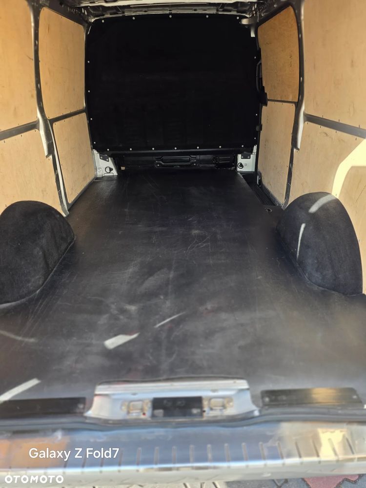 Mercedes-Benz Vito - 26