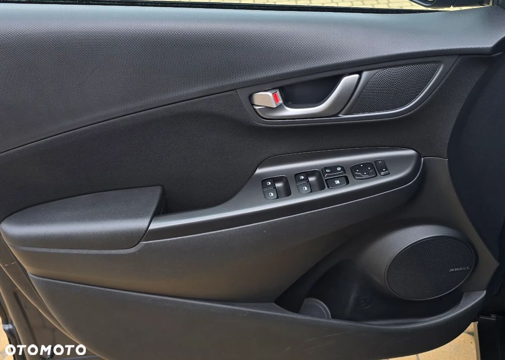 Hyundai Kona - 18