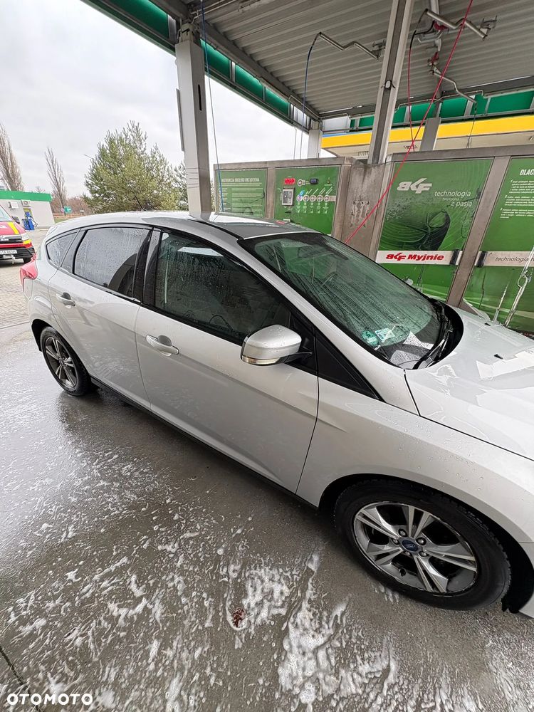 Ford Focus - 16