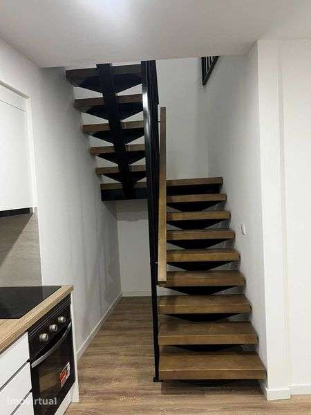 Apartamento T2 Duplex | Fonte Nova, Setúbal - Grande imagem: 2/12