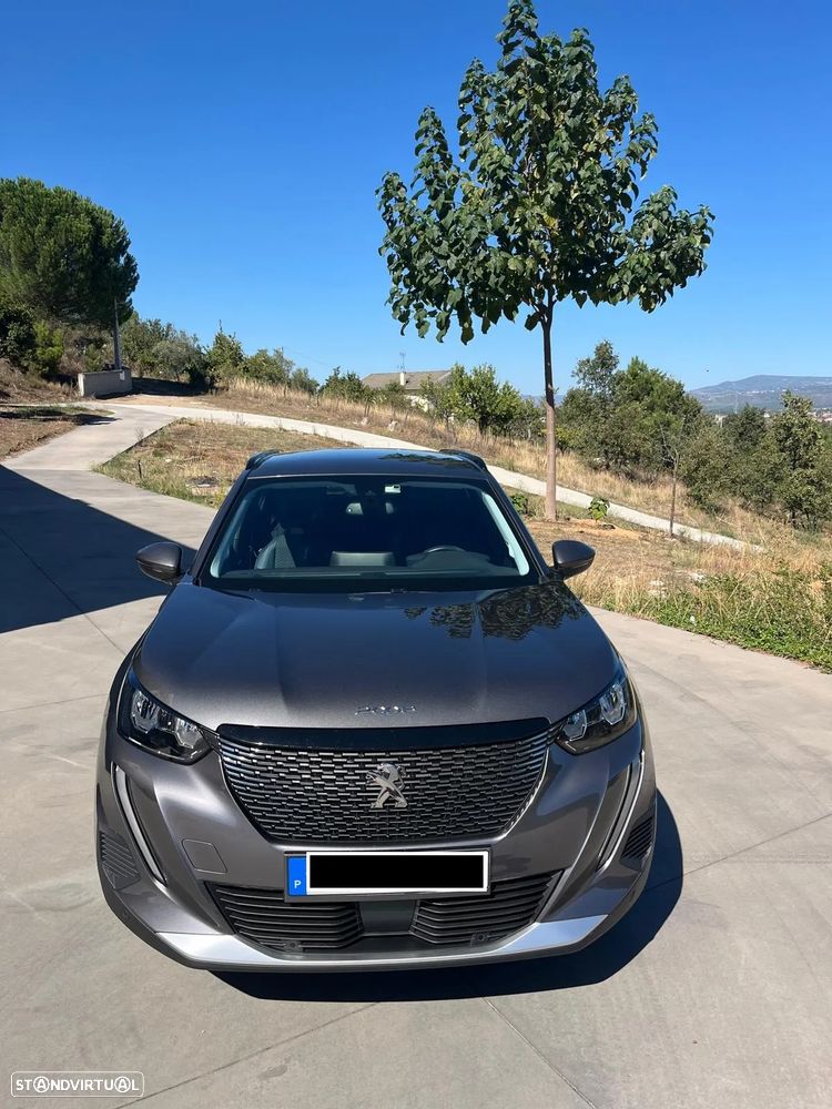 Peugeot 2008 1.2 PureTech Allure - 1