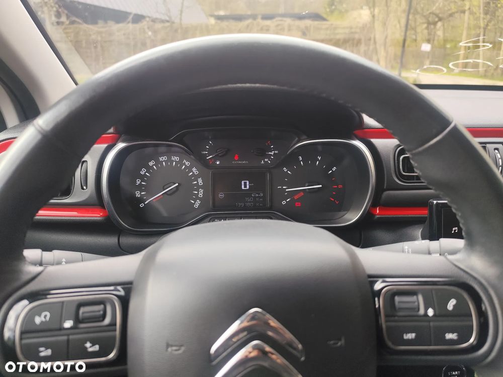 Citroën C3 1.2 PureTech Exclusive - 23