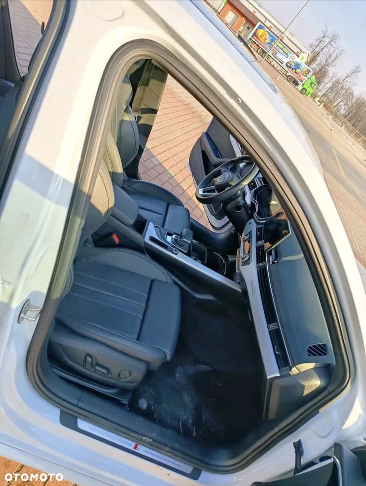Audi A4 Limousine - 6