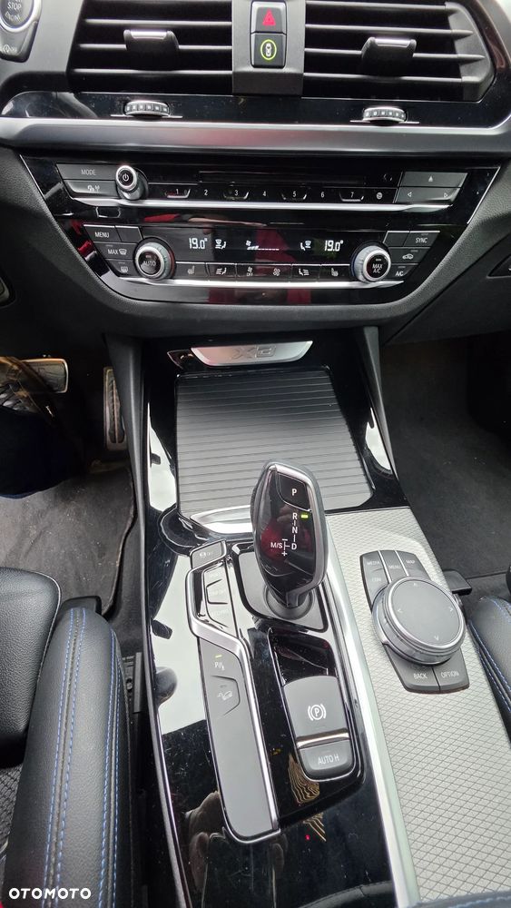 BMW X3 xDrive20d sport - 21