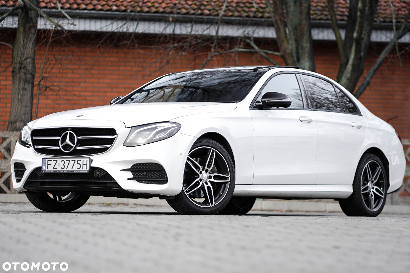 Mercedes-Benz Klasa E 220 d 9G-TRONIC - 8