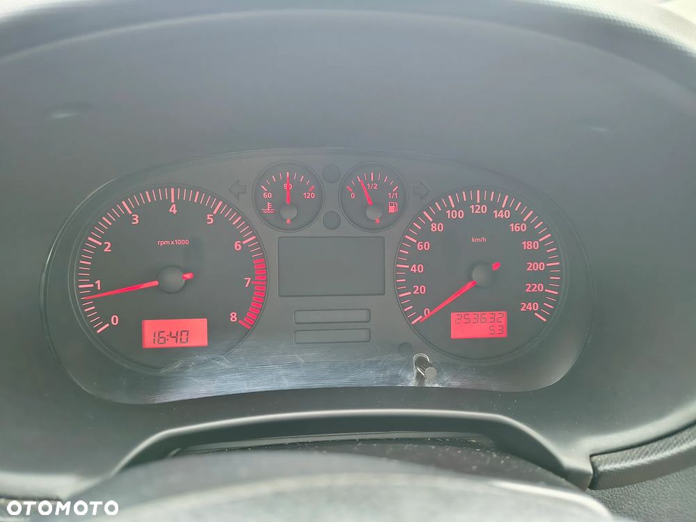 Seat Leon 1.8 20V Sport - 11