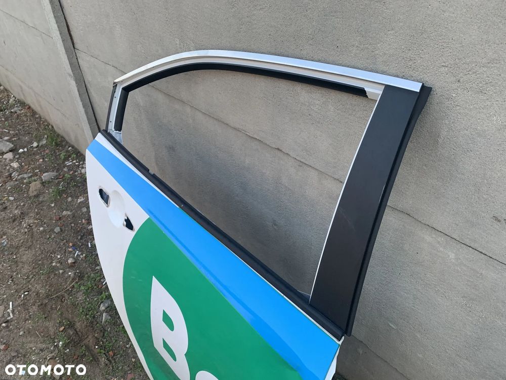 TOYOTA COROLLA E21 SEDAN 2019- DRZWI PRAWE TYŁ TYLNE LISTWA CHROM ZGARNIAJĄCA NAKŁADKA RAMKA - 5