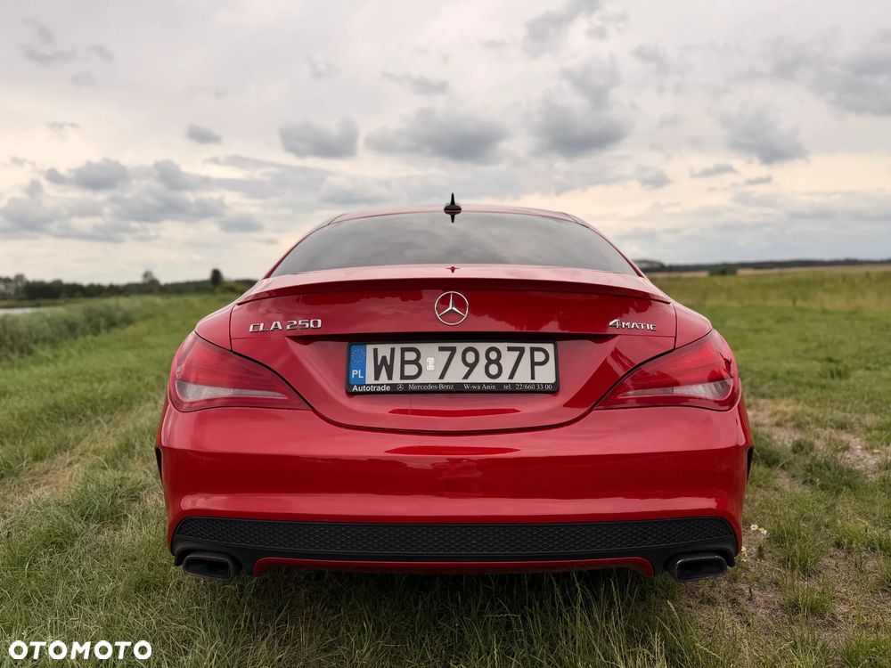 Mercedes-Benz CLA 250 4Matic 7G-DCT AMG Line - 8