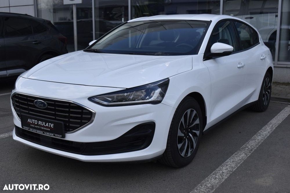 Ford Focus 1.0 EcoBoost 6MT MHEV Titanium - 2