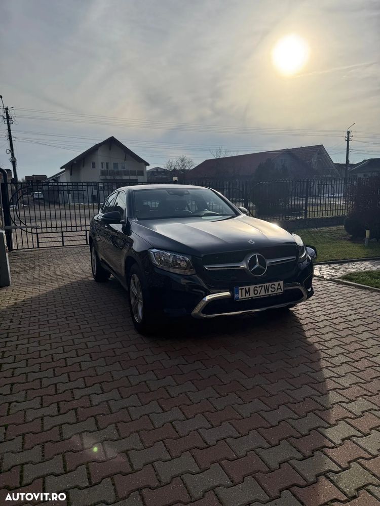 Mercedes-Benz GLC Coupe 250 4MATIC - 4