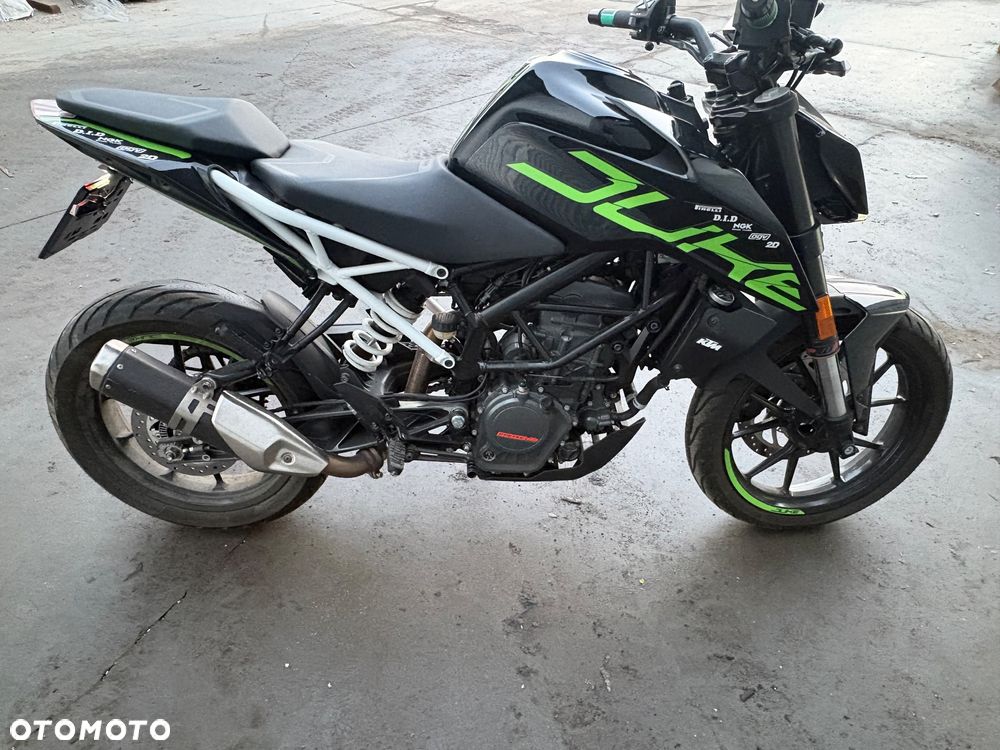 KTM Duke - 4