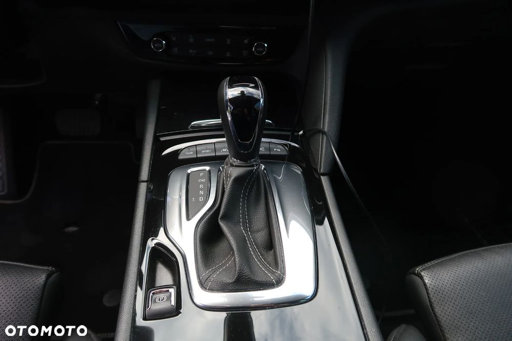 Opel Insignia 1.6 T Exclusive S&S - 9