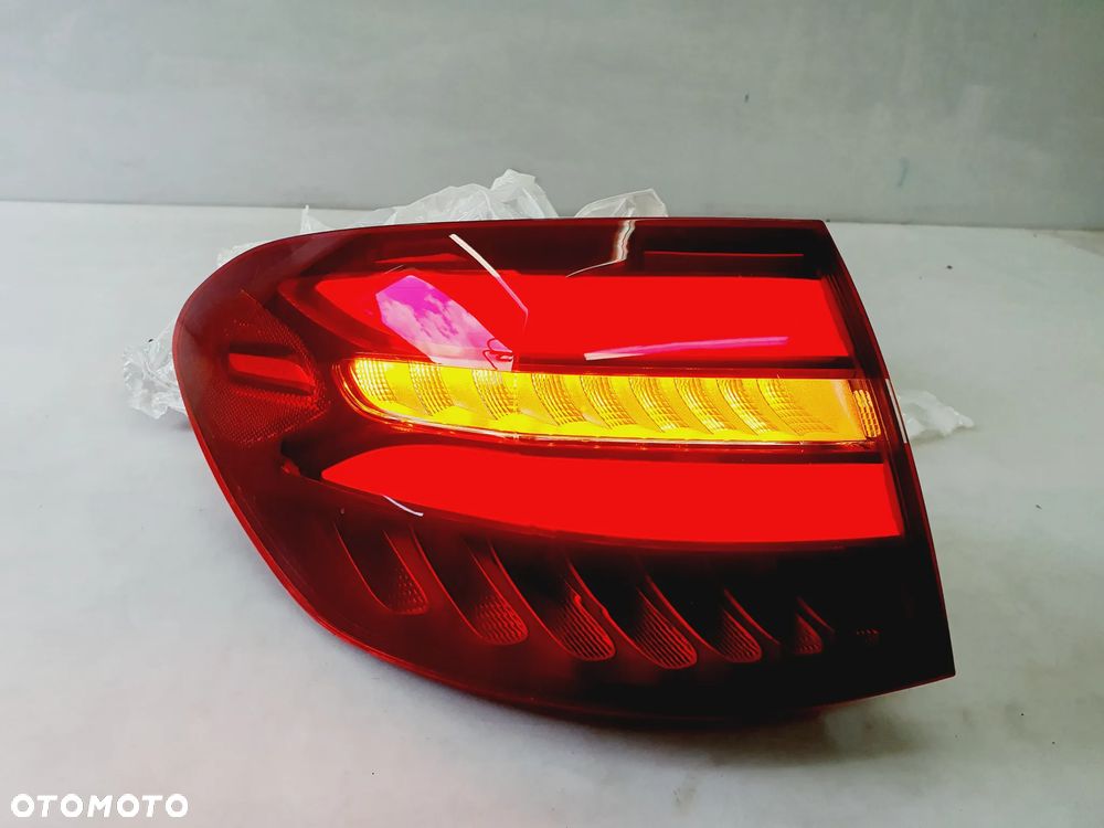 LAMPA TYŁ LEWA MERCEDES GLC W253 A253 LED 15-19r ORYGINAŁ EU!!! A2539067300