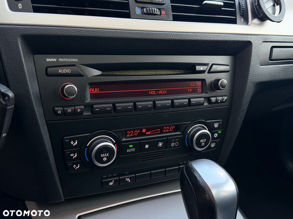 BMW Seria 3 320d - 22