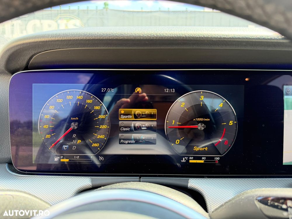 Mercedes-Benz E 300 d Aut. - 28