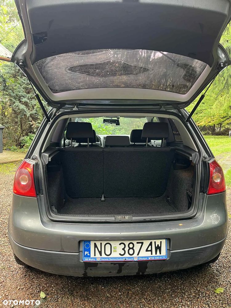 Volkswagen Golf - 8