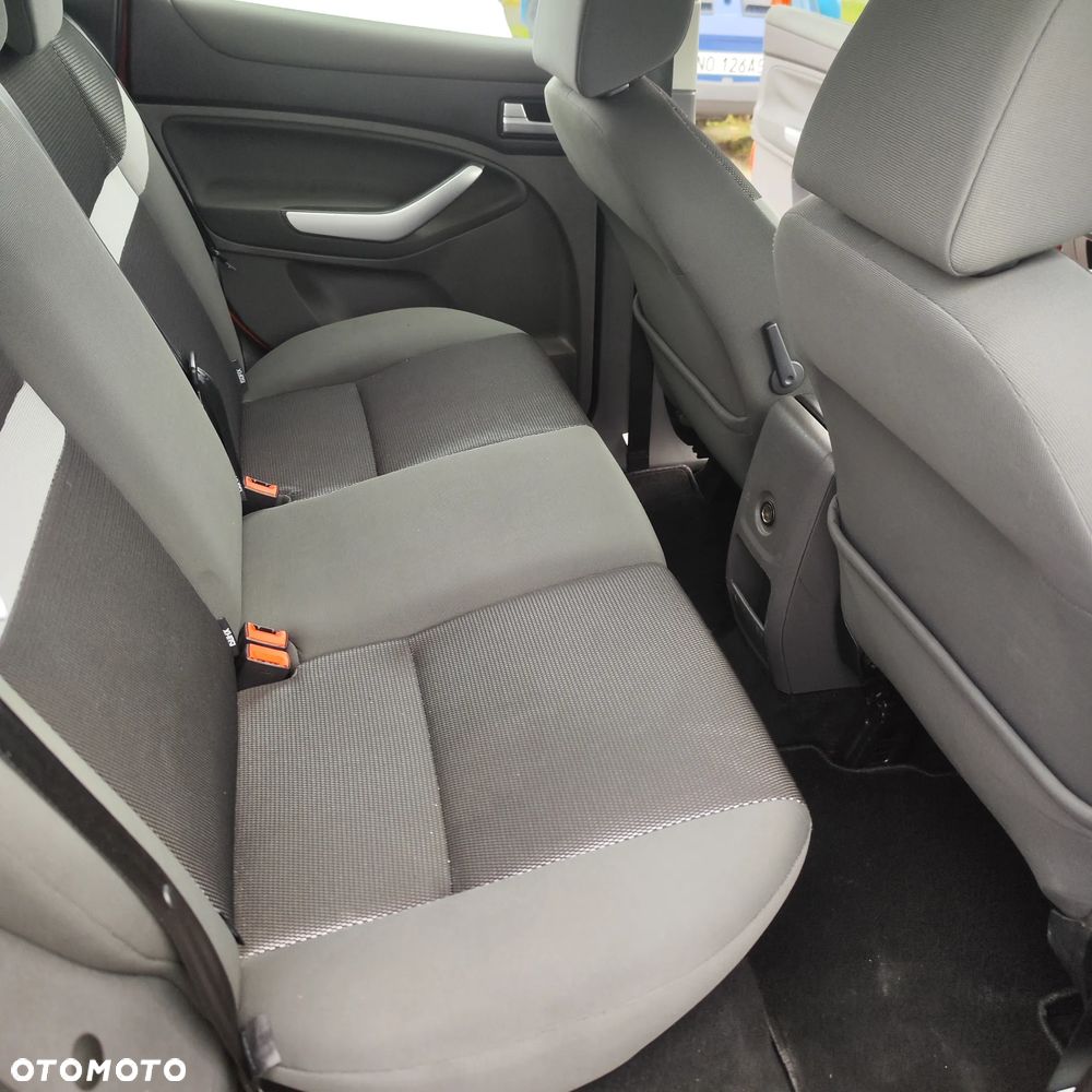 Ford Kuga 2.0 TDCi 4x4 Trend - 17