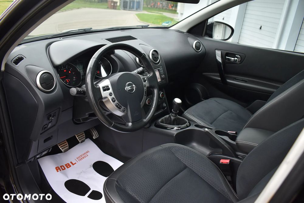 Nissan Qashqai 2.0 360 - 24
